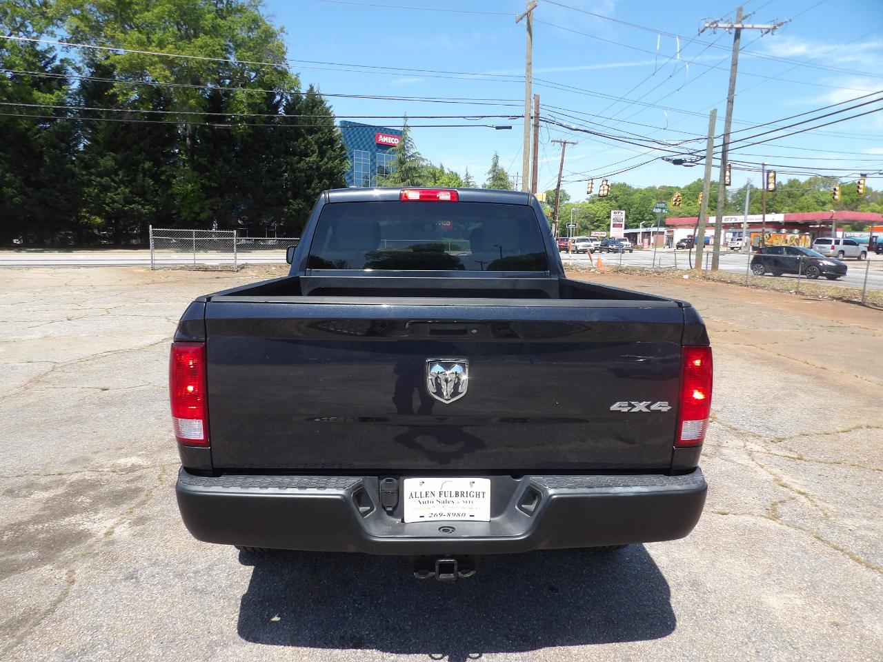 RAM 1500 Tradesman Quad Cab 4WD 2016