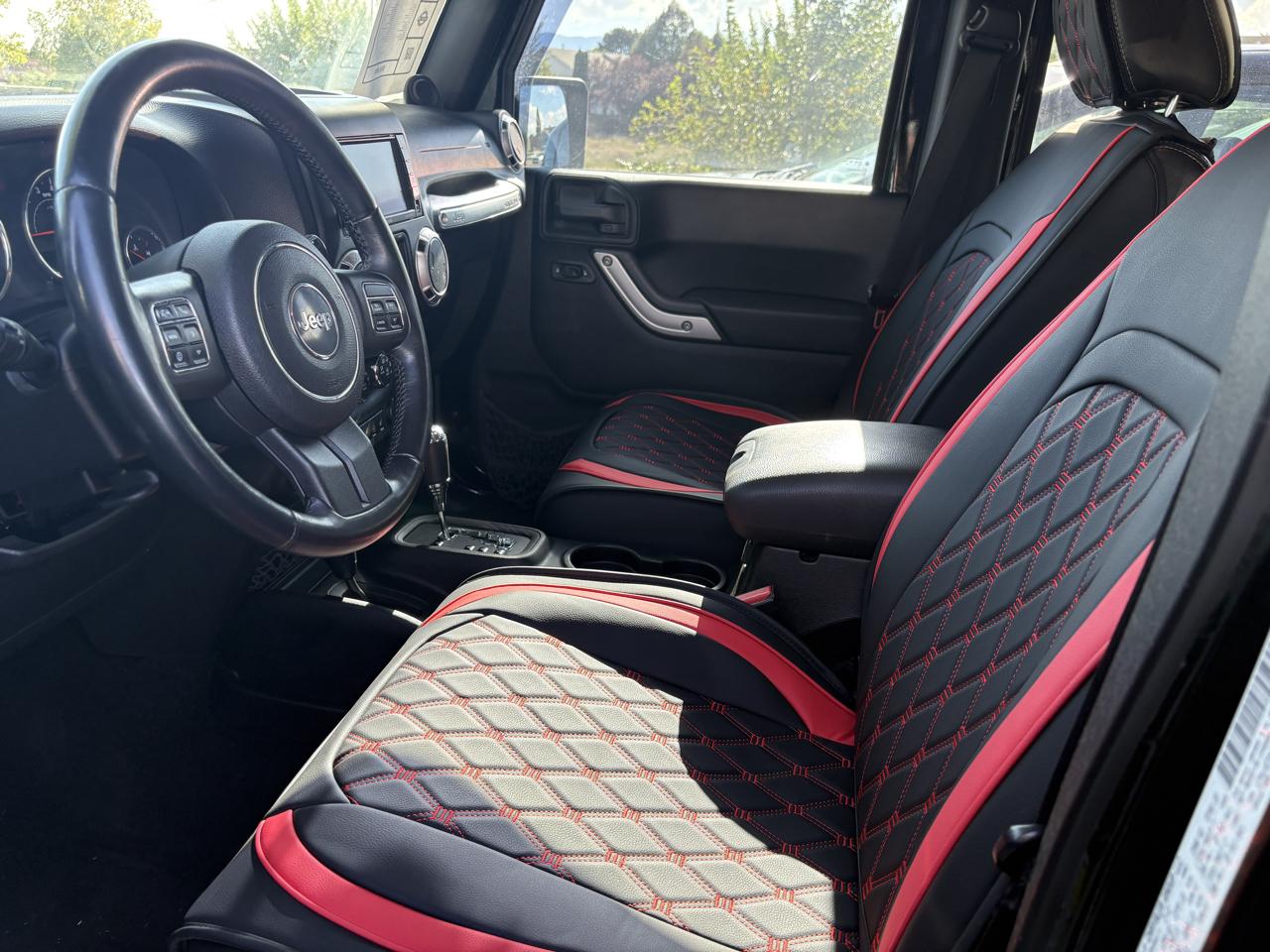 Jeep Wrangler Unlimited Rubicon 4WD 2012