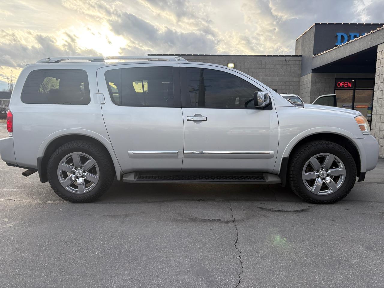 Nissan Armada 4WD 4dr Platinum 2014