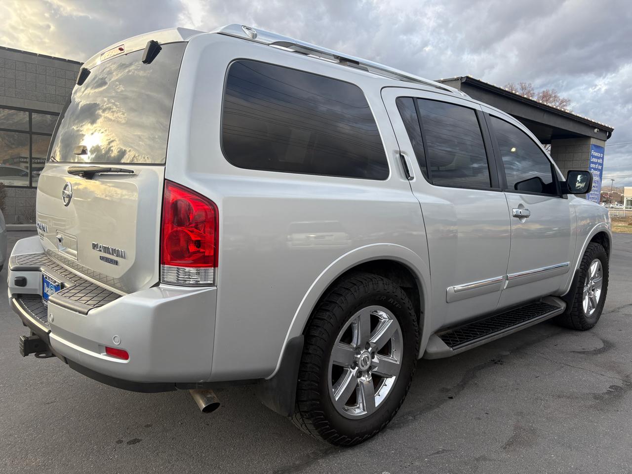 Nissan Armada 4WD 4dr Platinum 2014