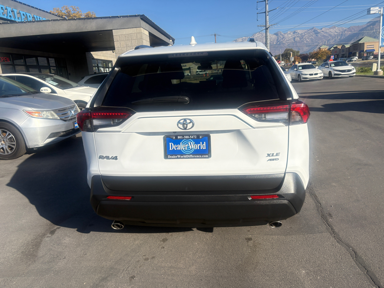 Toyota RAV4 XLE AWD 2024 Toyota RAV4 XLE AWD 2024