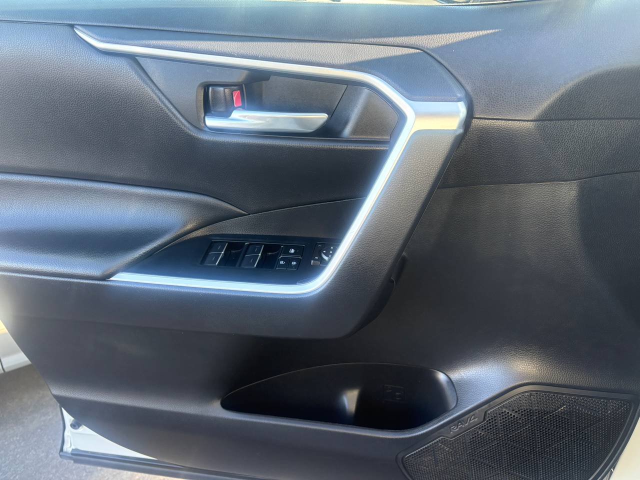 Toyota RAV4 XLE AWD 2024 Toyota RAV4 XLE AWD 2024