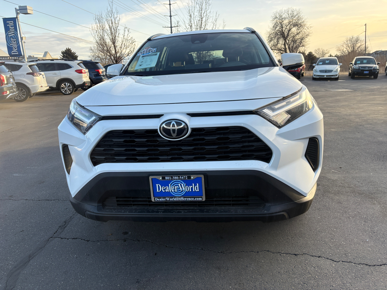 Toyota RAV4 XLE AWD (Natl) 2024