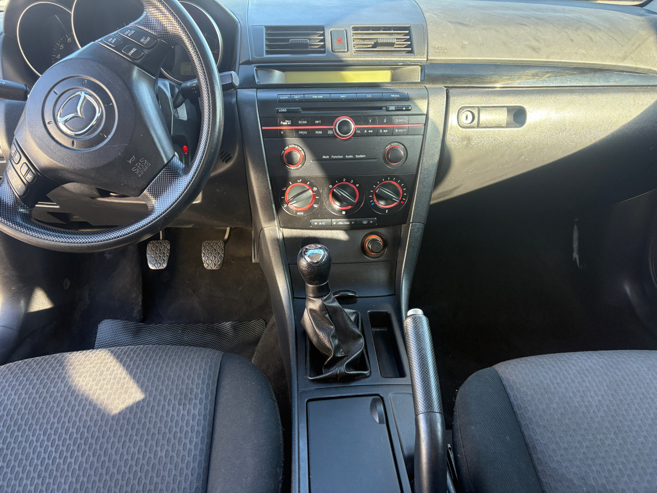 Mazda MAZDA3 i 4-door 2006 Mazda MAZDA3 i 4-door 2006