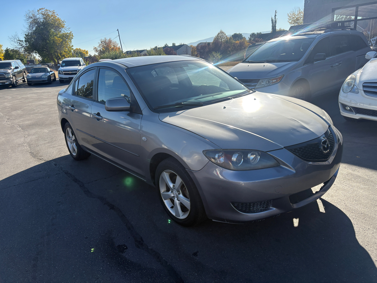 2006 Mazda MAZDA3 4dr Sdn i Touring Manual