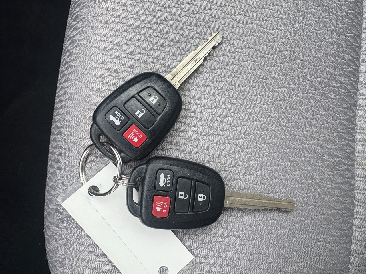 Toyota Corolla 4dr Sdn CVT LE (Natl) 2014