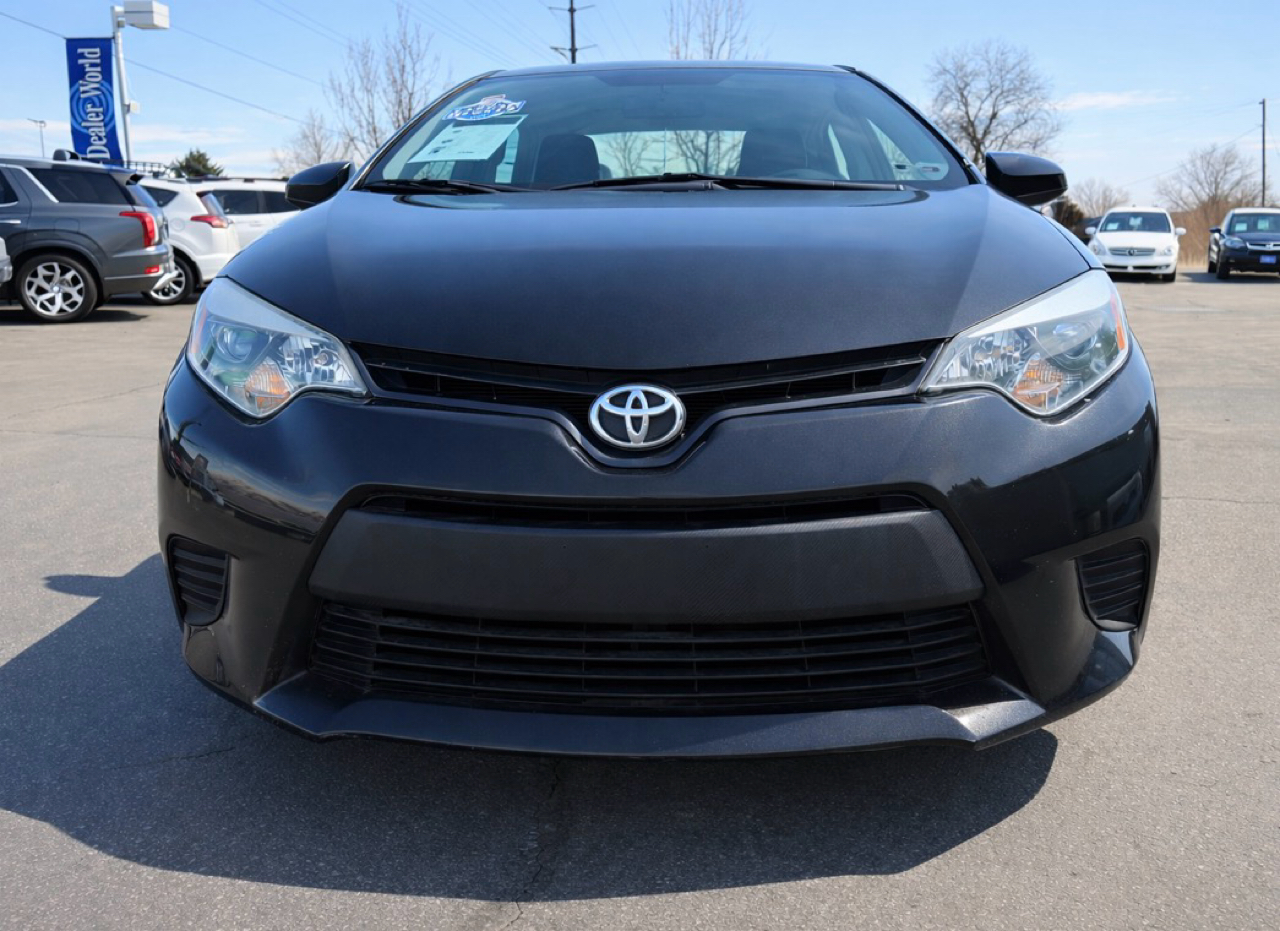 Toyota Corolla 4dr Sdn LE Auto (Natl) 2014
