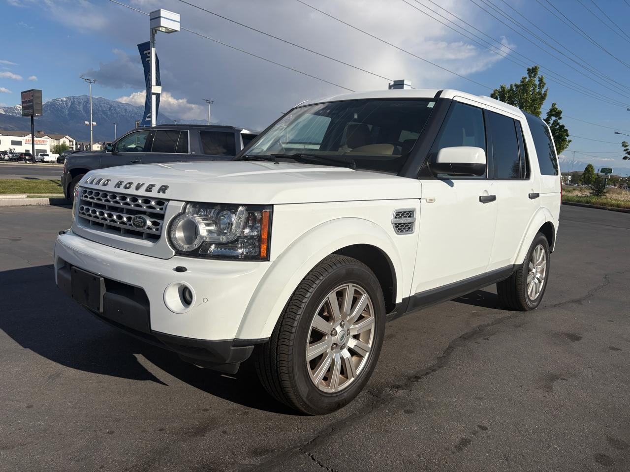 Land Rover LR4 4WD 4dr LUX 2012