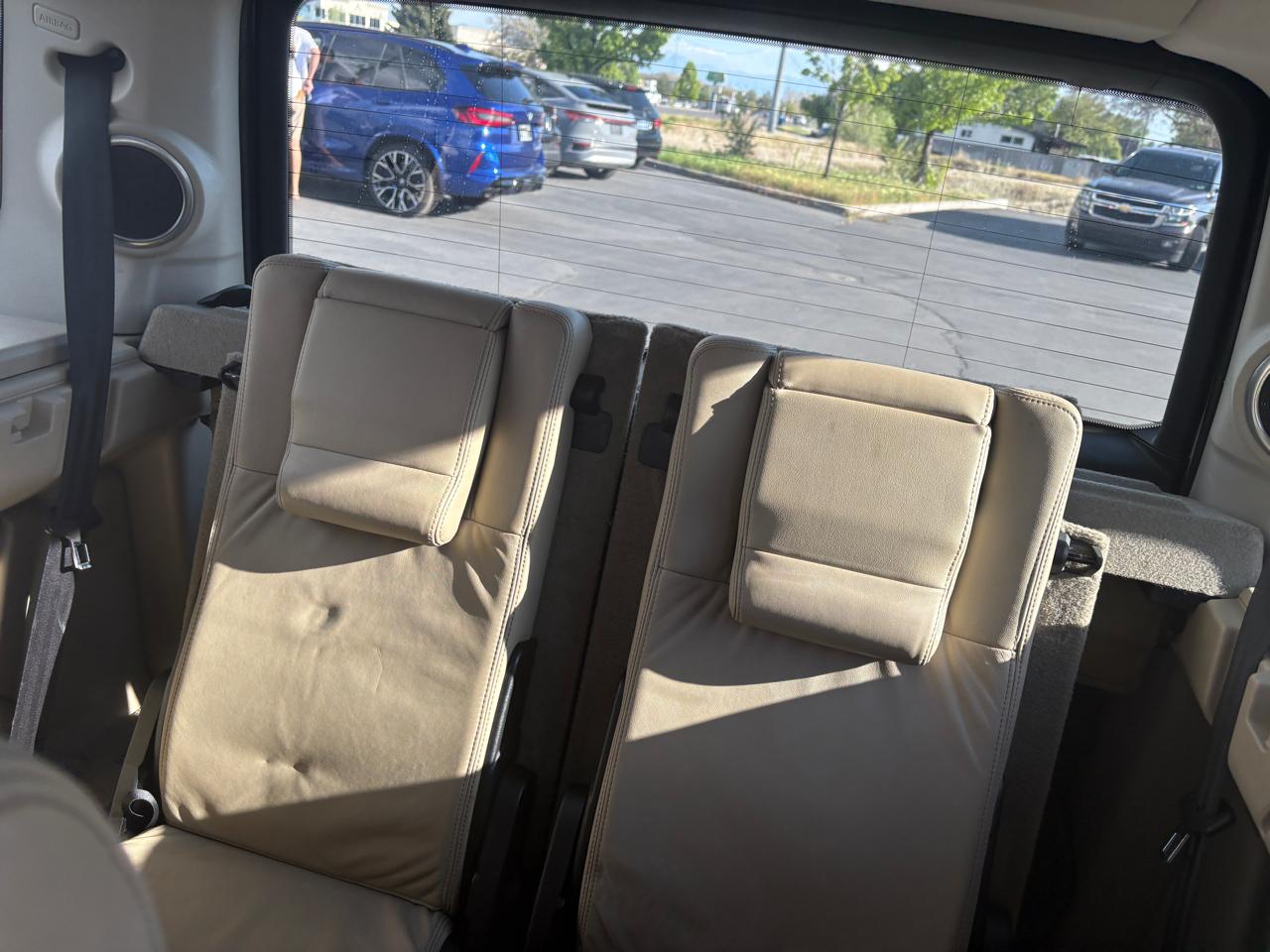 Land Rover LR4 4WD 4dr LUX 2012