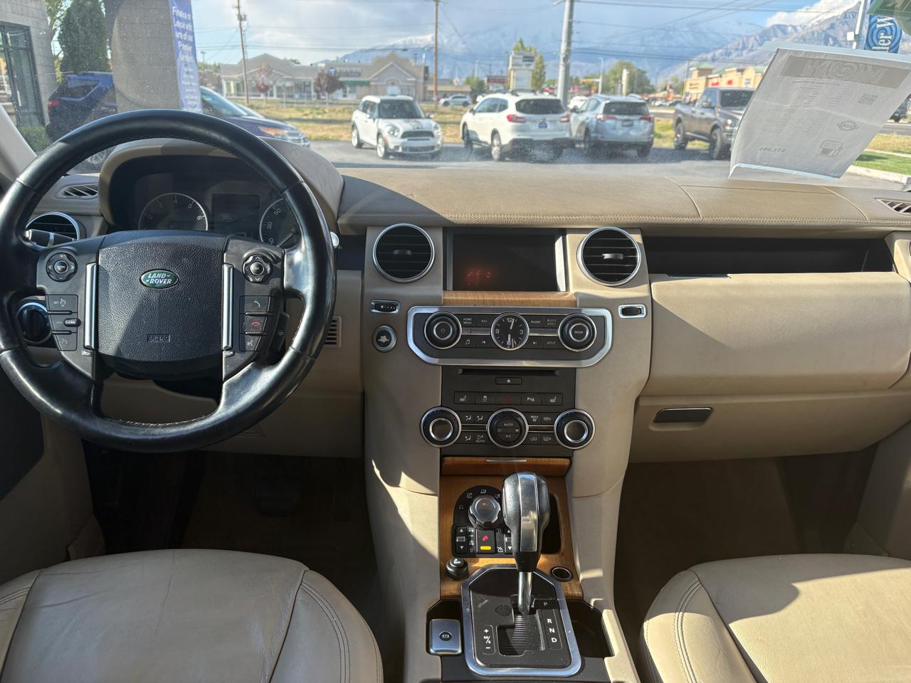Land Rover LR4 4WD 4dr LUX 2012