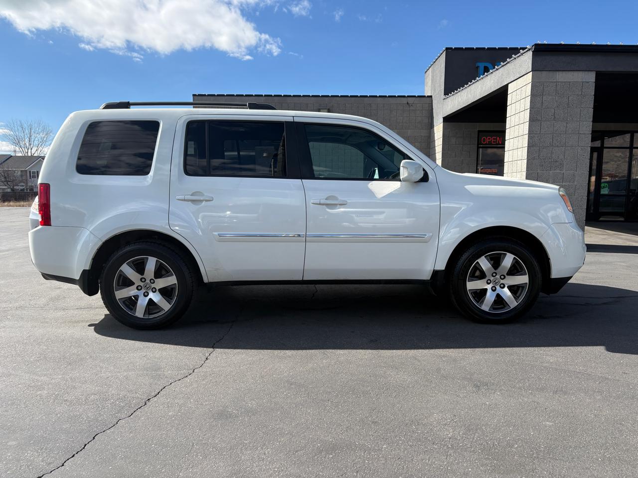 Honda Pilot 4WD 4dr Touring w/RES & Navi 2012