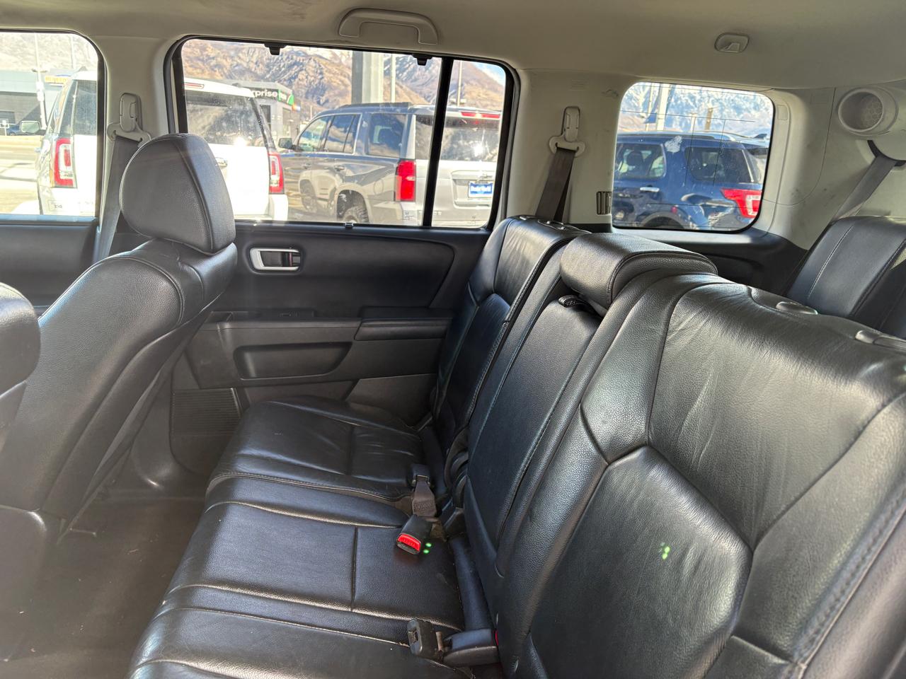 Honda Pilot 4WD 4dr Touring w/RES & Navi 2012