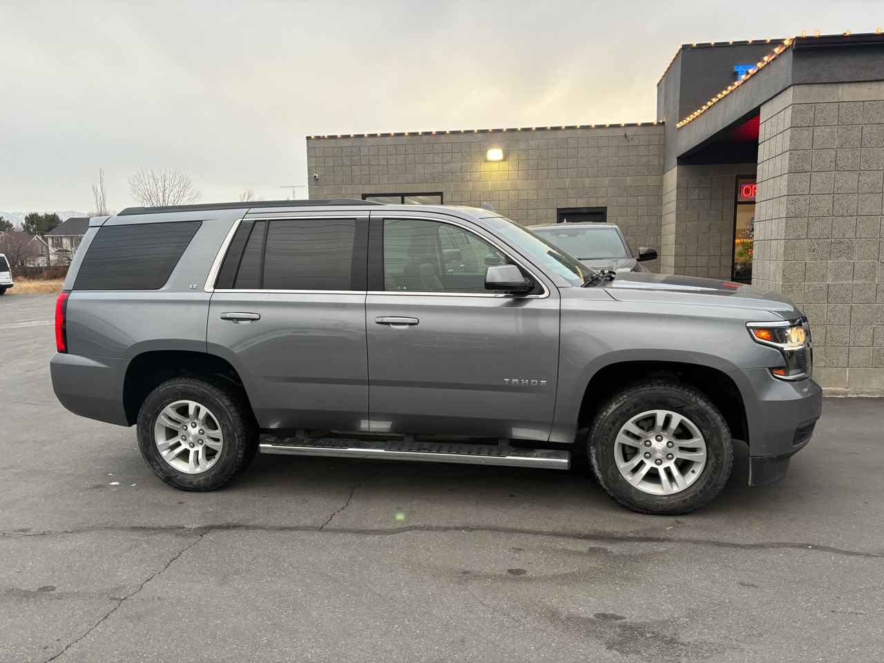 Chevrolet Tahoe 4WD 4dr LT 2019
