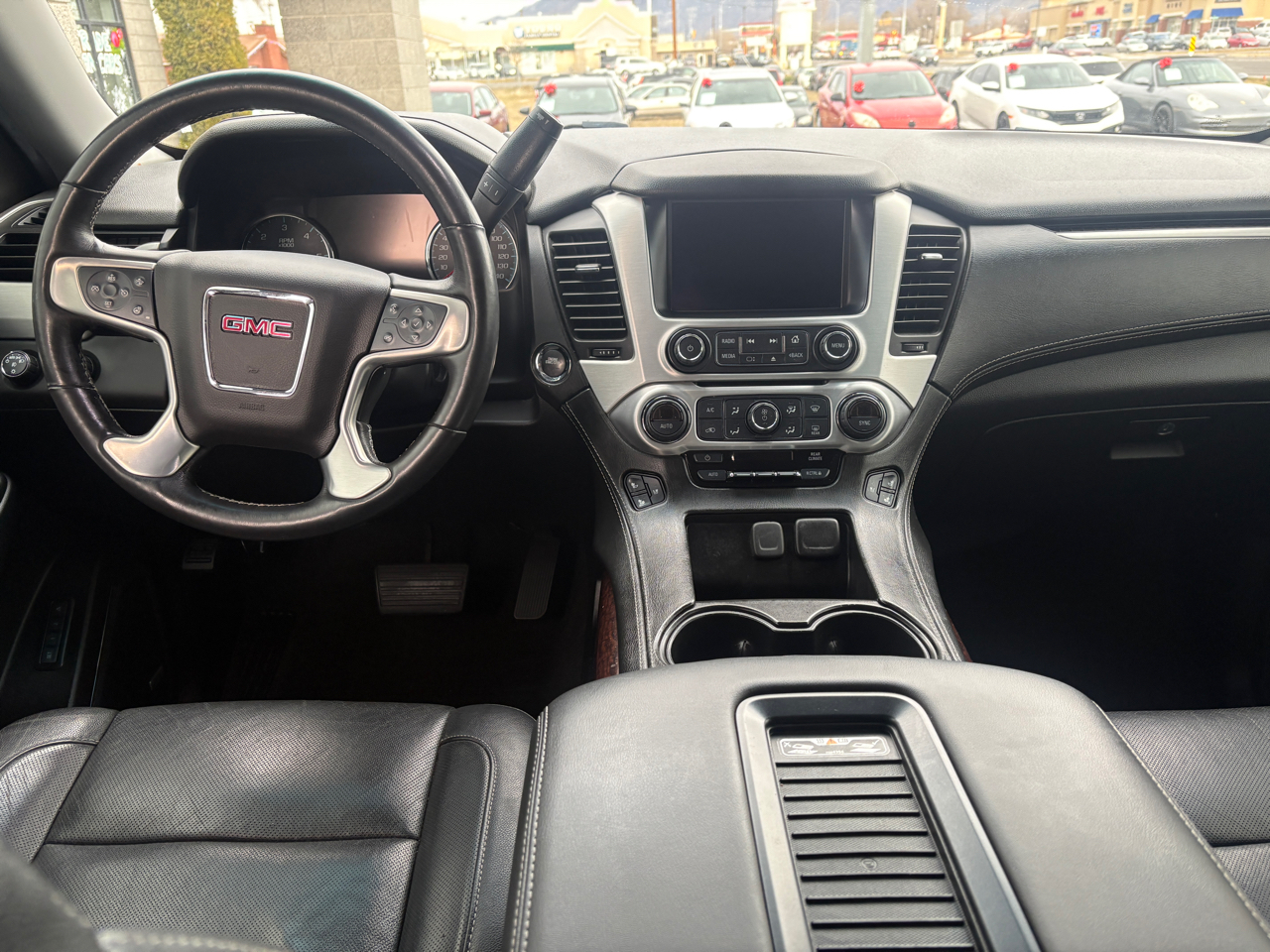 GMC Yukon XL 4WD 4dr SLT 2017