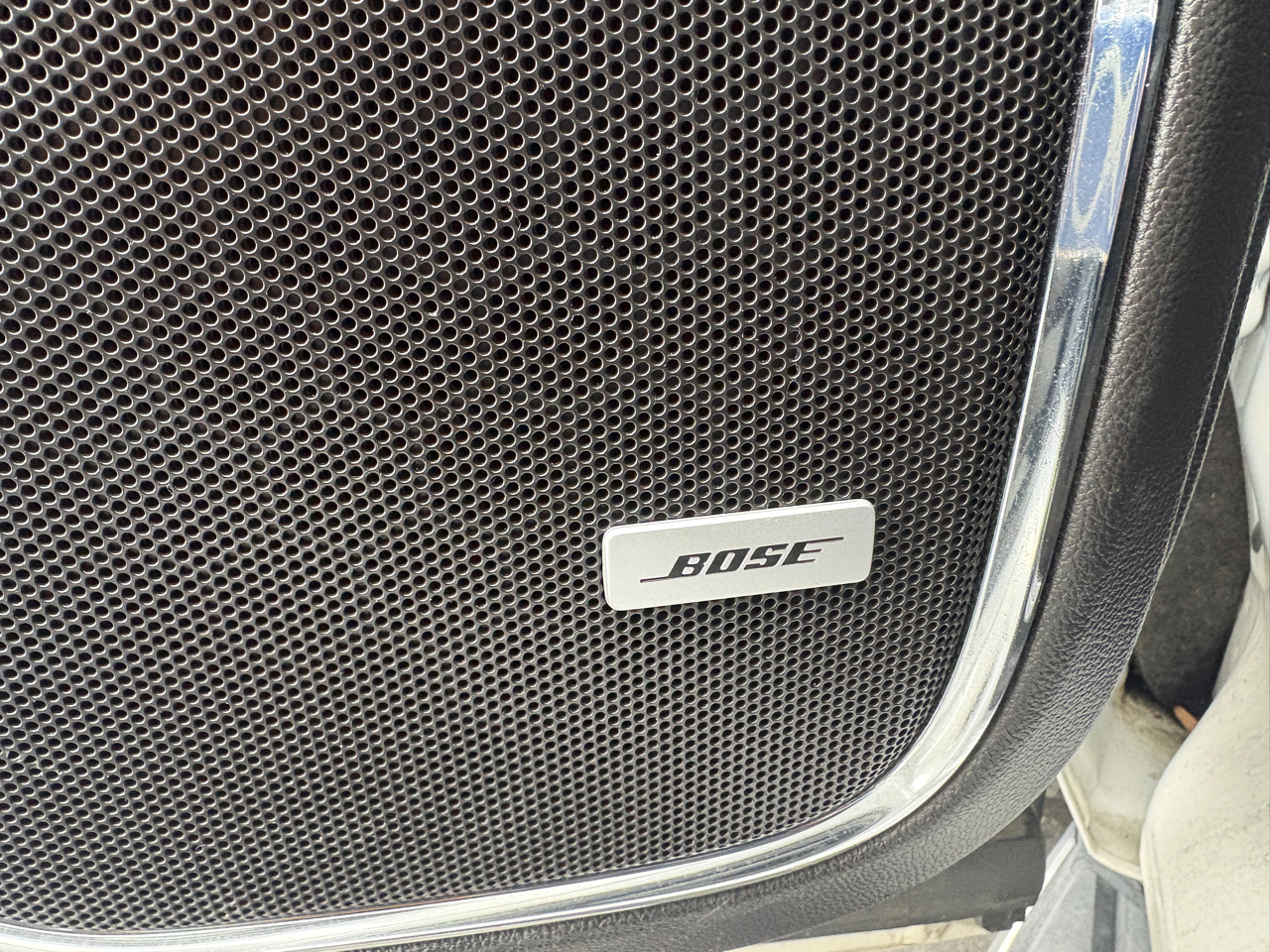 GMC Yukon XL 4WD 4dr SLT 2017