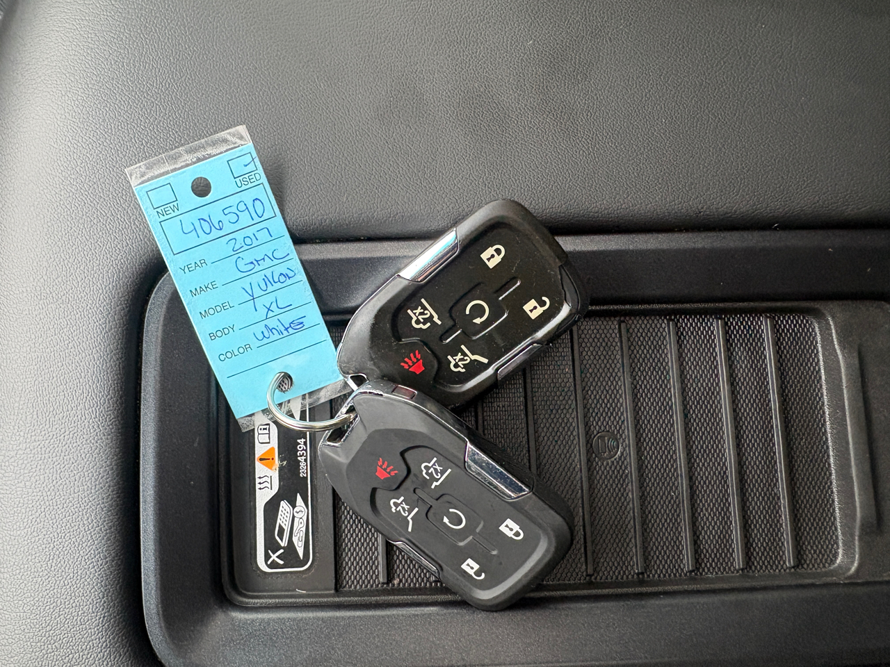 GMC Yukon XL 4WD 4dr SLT 2017