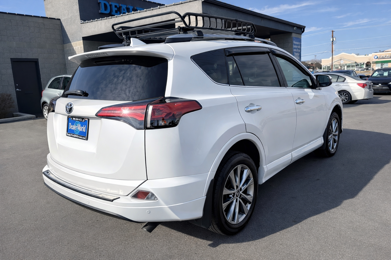 Toyota RAV4 Platinum AWD (Natl) 2017