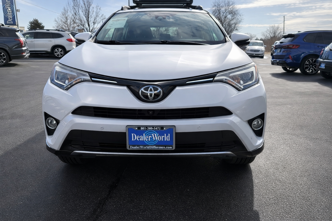 Toyota RAV4 Platinum AWD (Natl) 2017