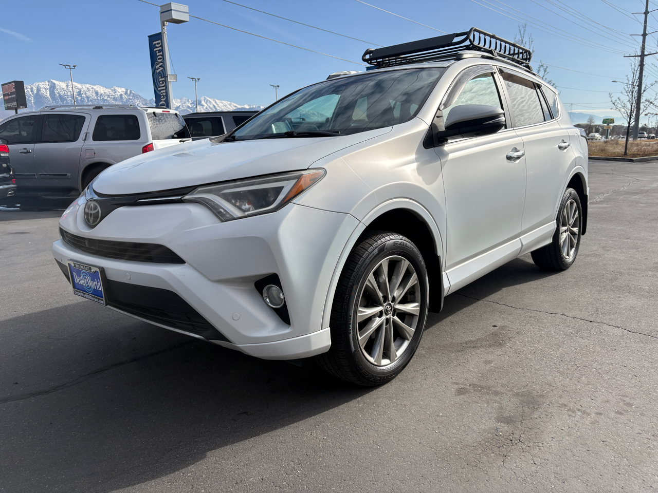Toyota RAV4 Platinum AWD (Natl) 2017