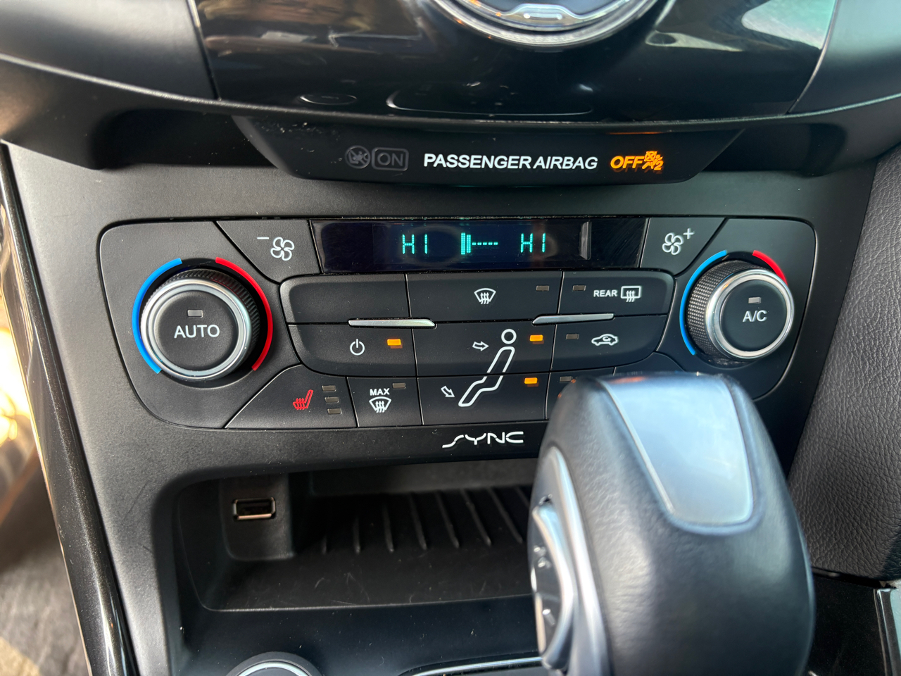 Ford Focus 5dr HB Titanium 2015