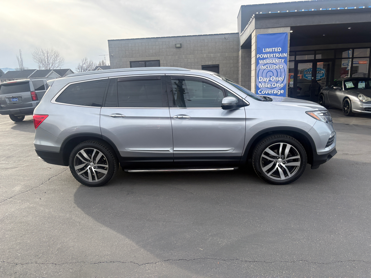 Honda Pilot AWD 4dr Elite w/RES & Navi 2016