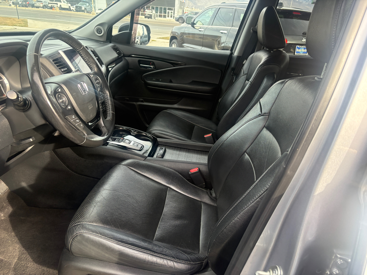 Honda Pilot AWD 4dr Elite w/RES & Navi 2016