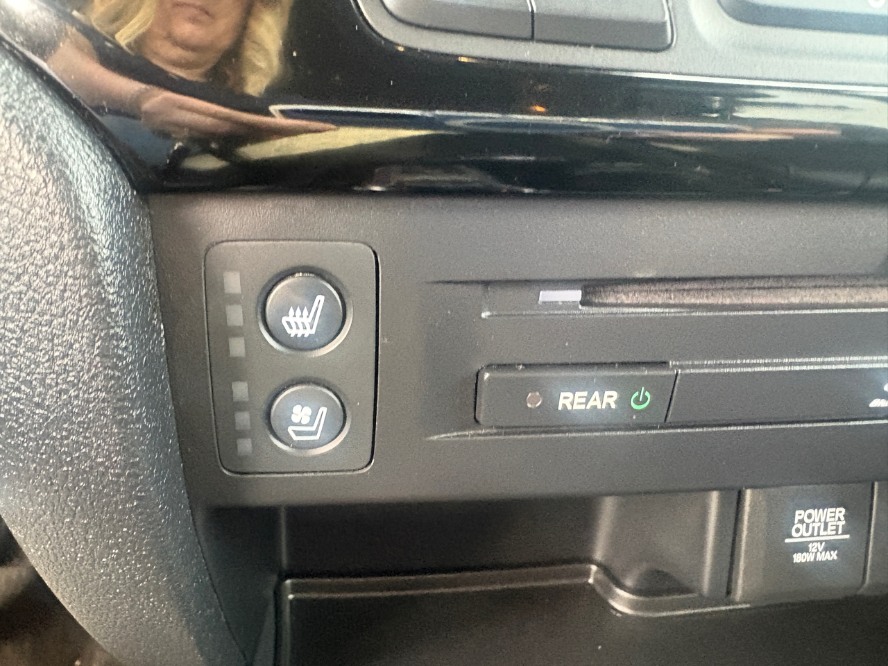 Honda Pilot AWD 4dr Elite w/RES & Navi 2016