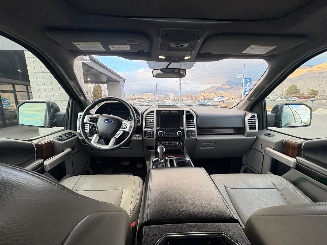 Ford F-150 4WD SuperCrew 145" King Ranch 2015