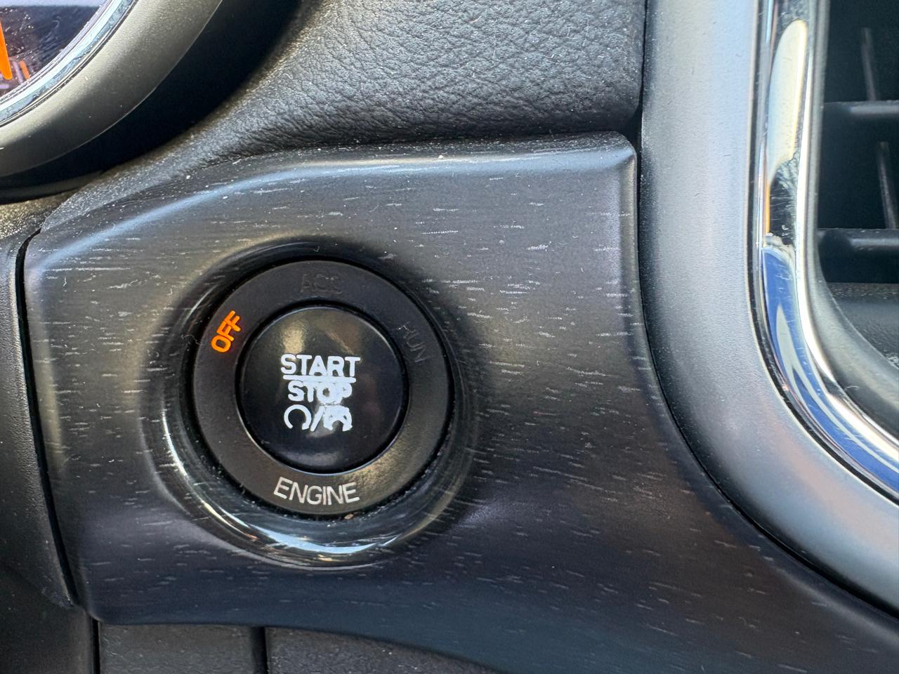 Jeep Grand Cherokee 4WD 4dr Altitude 2015