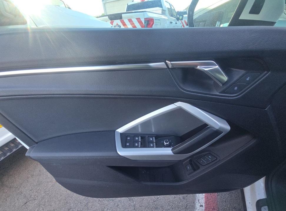 Audi Q3 S line Premium 45 TFSI quattro 2023