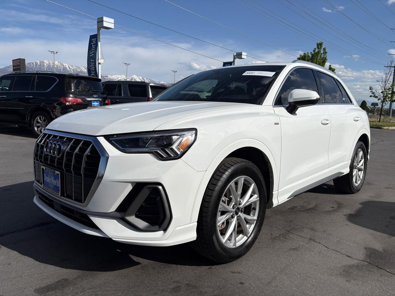 Audi Q3 S line Premium 45 TFSI quattro 2023