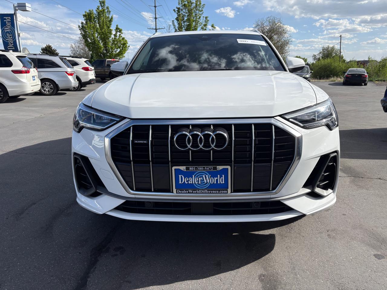 Audi Q3 S line Premium 45 TFSI quattro 2023