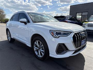 2023 Audi Q3 S line Premium 45 TFSI quattro