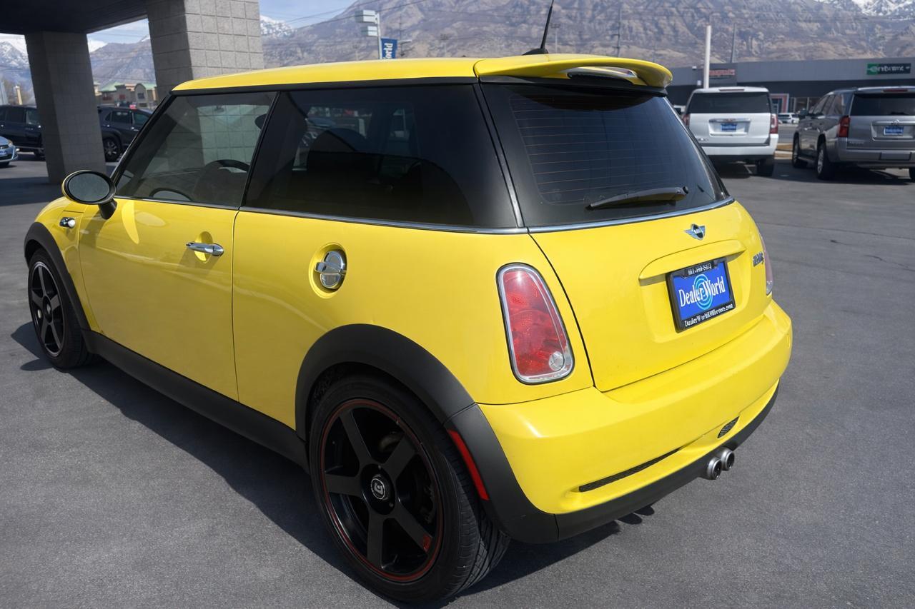 MINI Cooper Hardtop 2dr Cpe S 2005