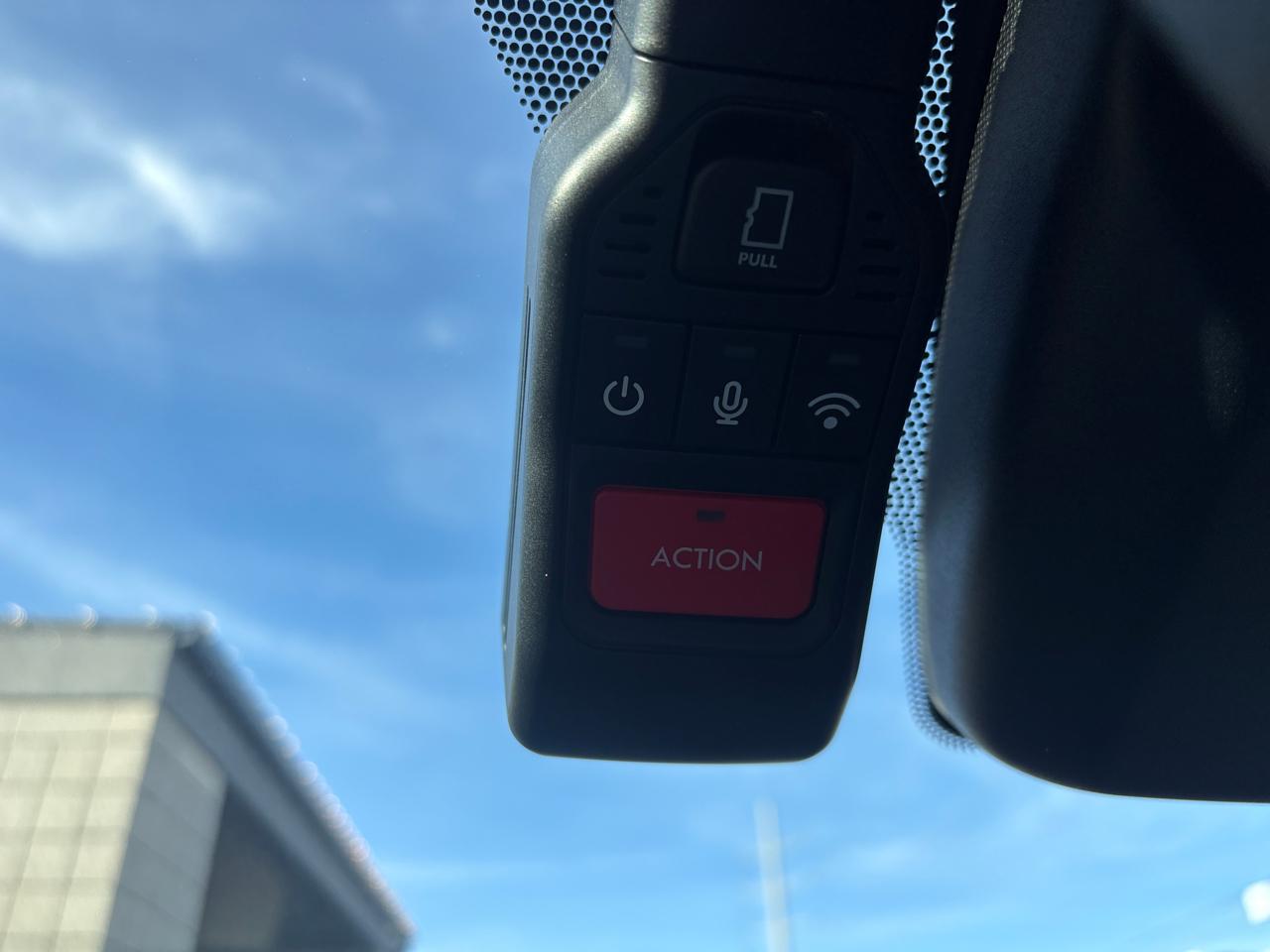 Toyota Camry LE Hyb 4D Sedan FWD 2025