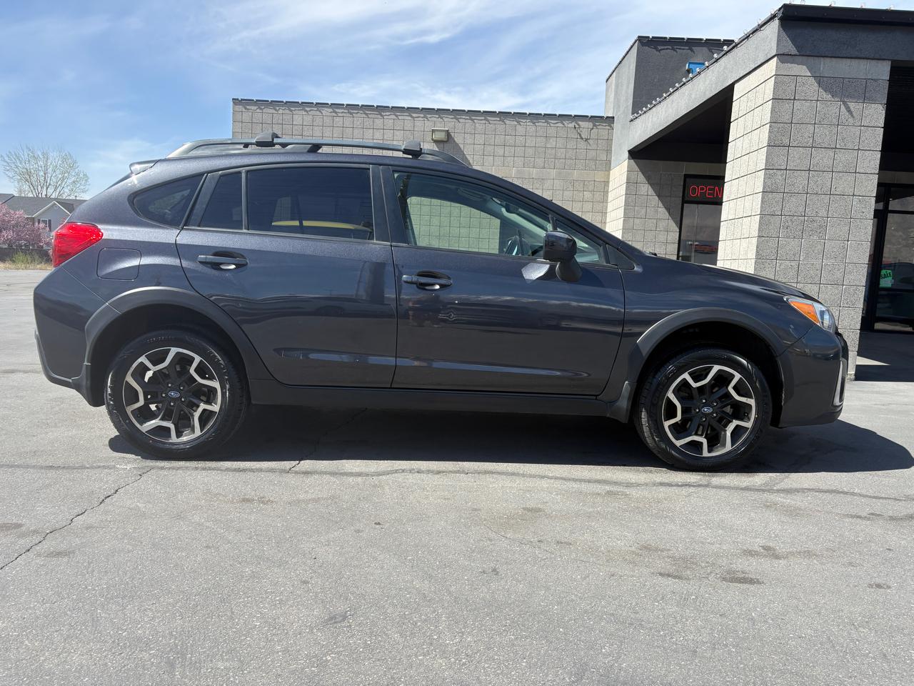 Subaru Crosstrek  2016