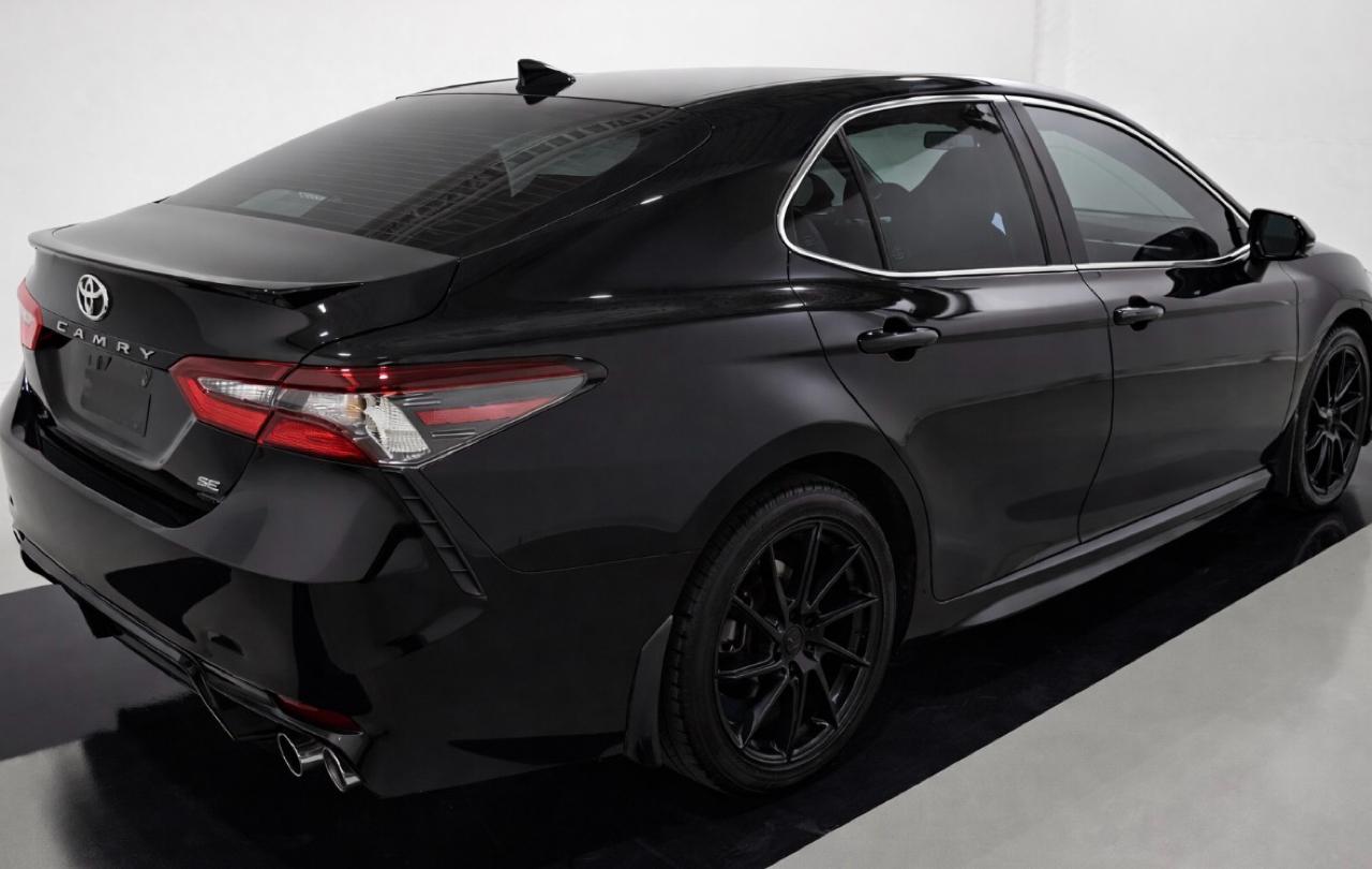 Toyota Camry SE Auto AWD (Natl) 2022