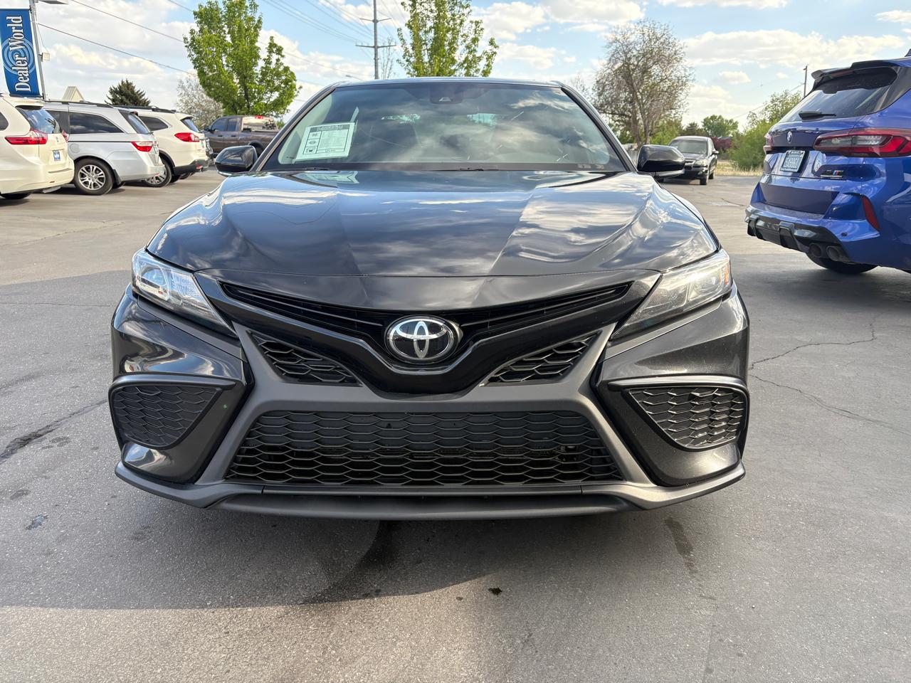 Toyota Camry SE Auto AWD (Natl) 2022
