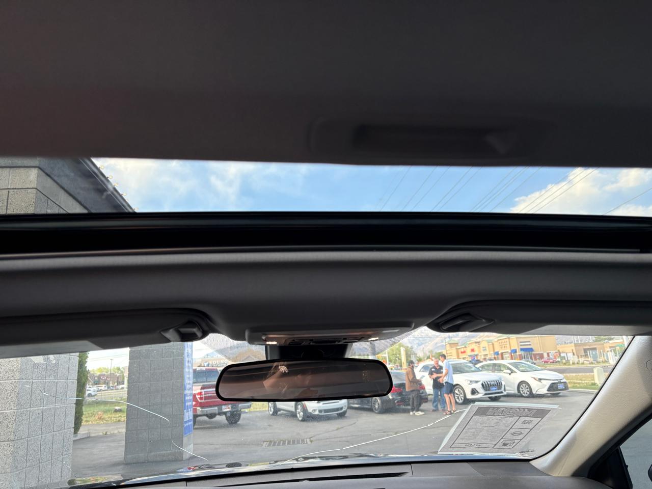 Toyota Camry SE Auto AWD (Natl) 2022