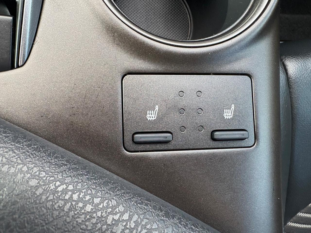 Toyota Camry SE Auto AWD (Natl) 2022