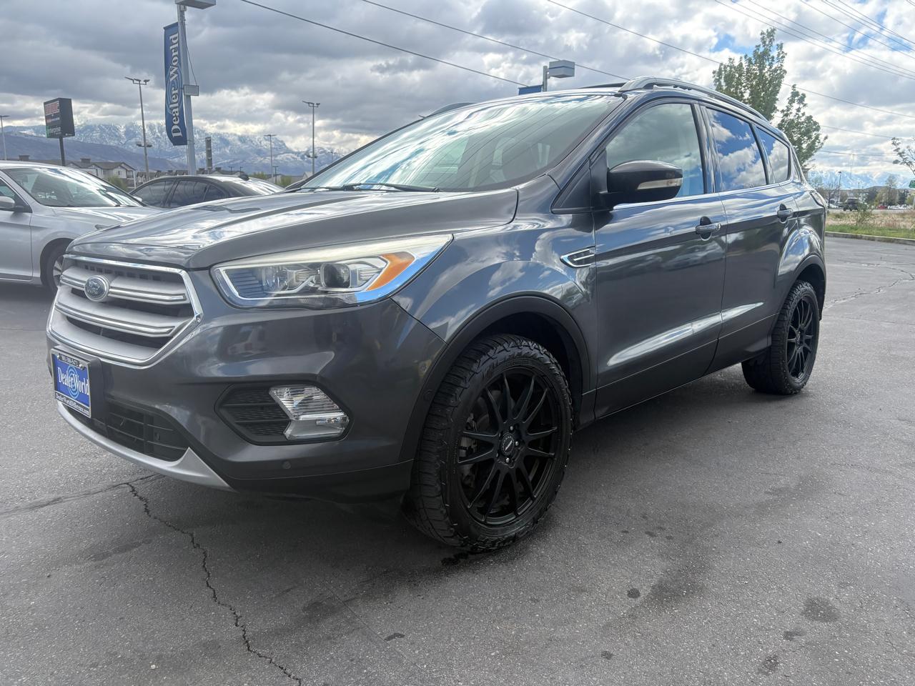 Ford Escape Titanium 4WD 2018
