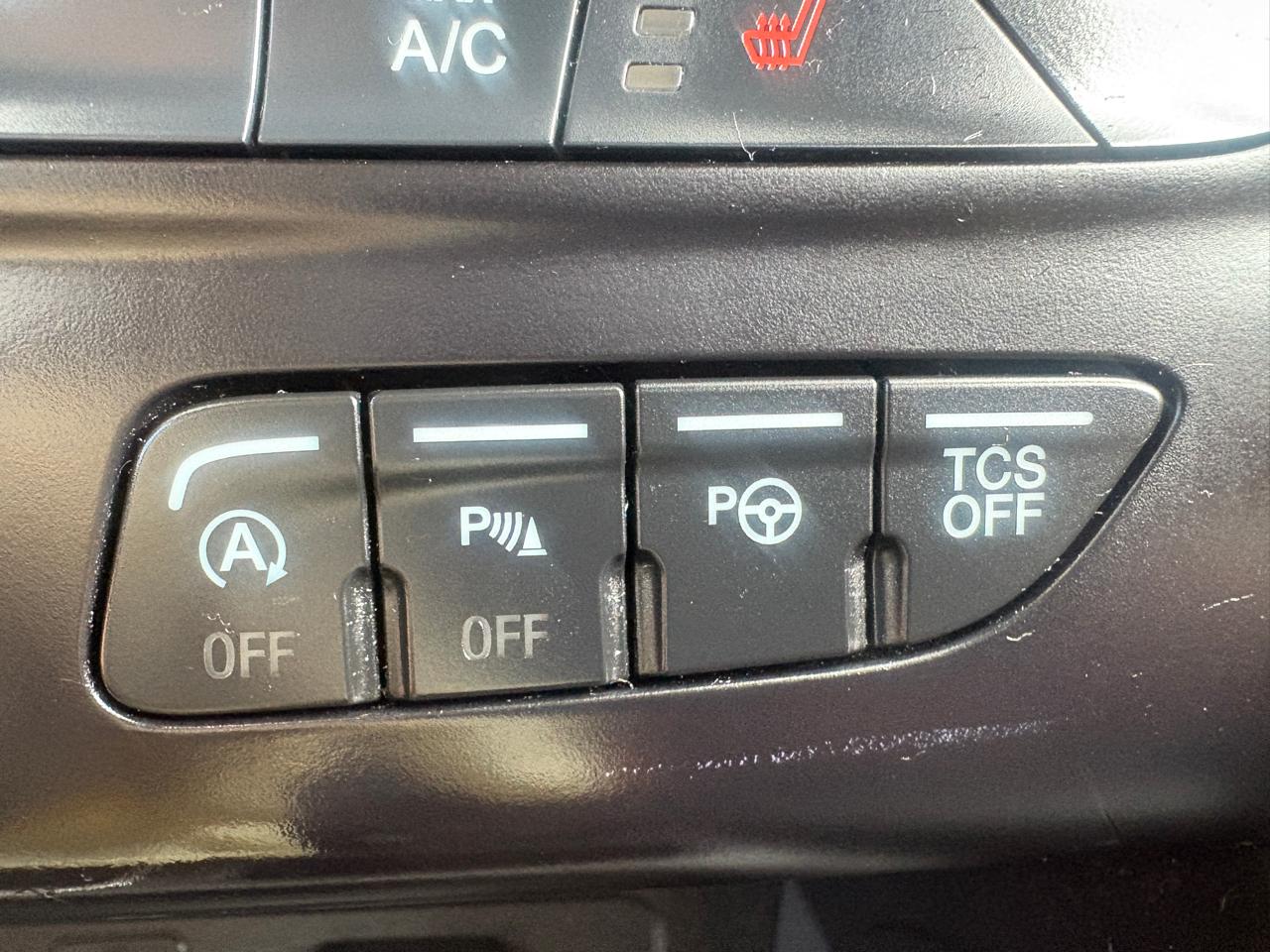 Ford Escape Titanium 4WD 2018