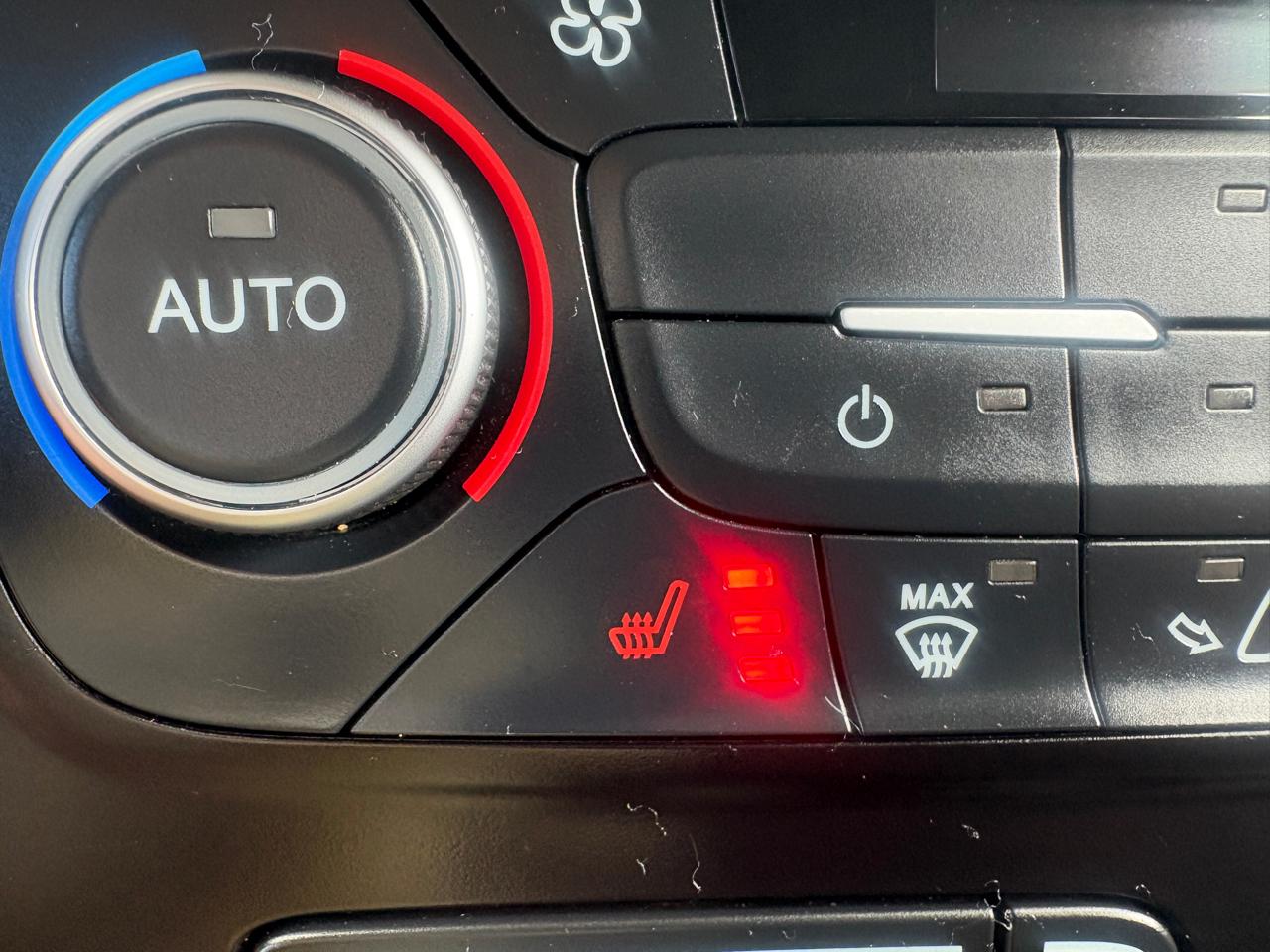 Ford Escape Titanium 4WD 2018