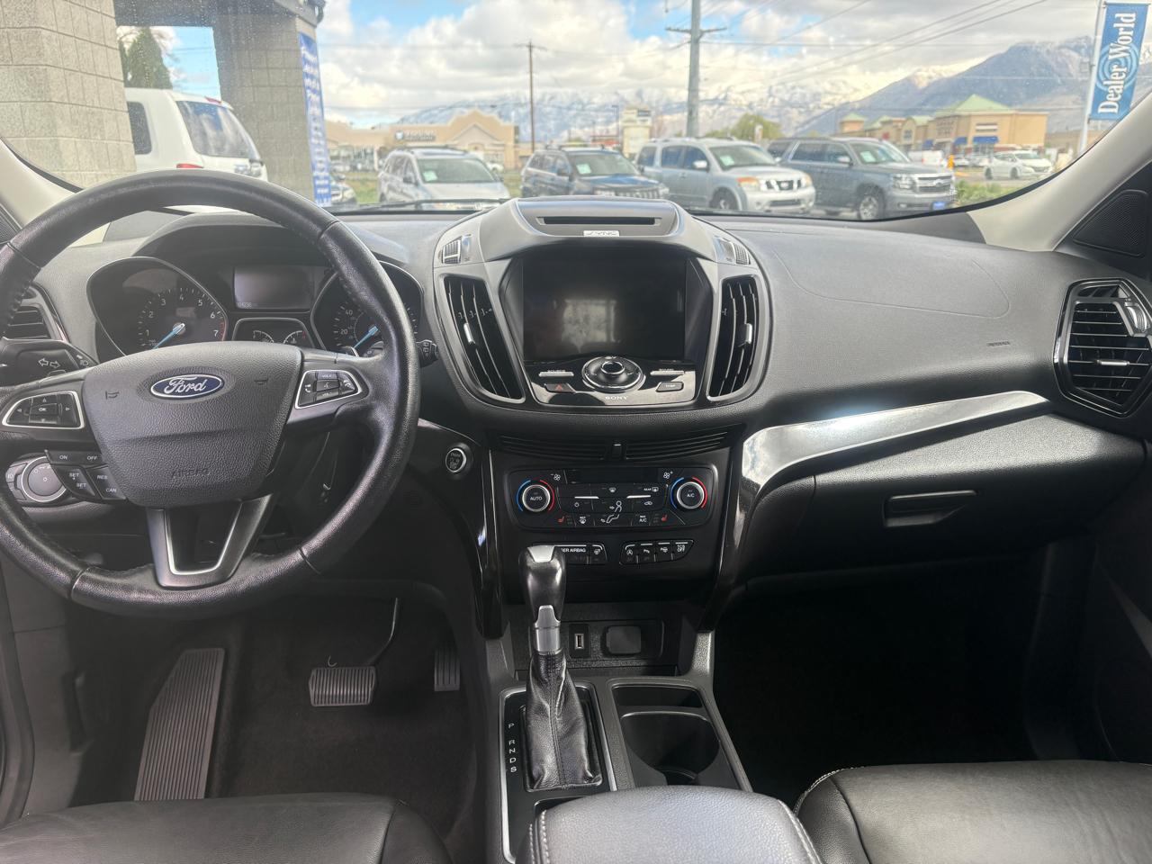 Ford Escape Titanium 4WD 2018