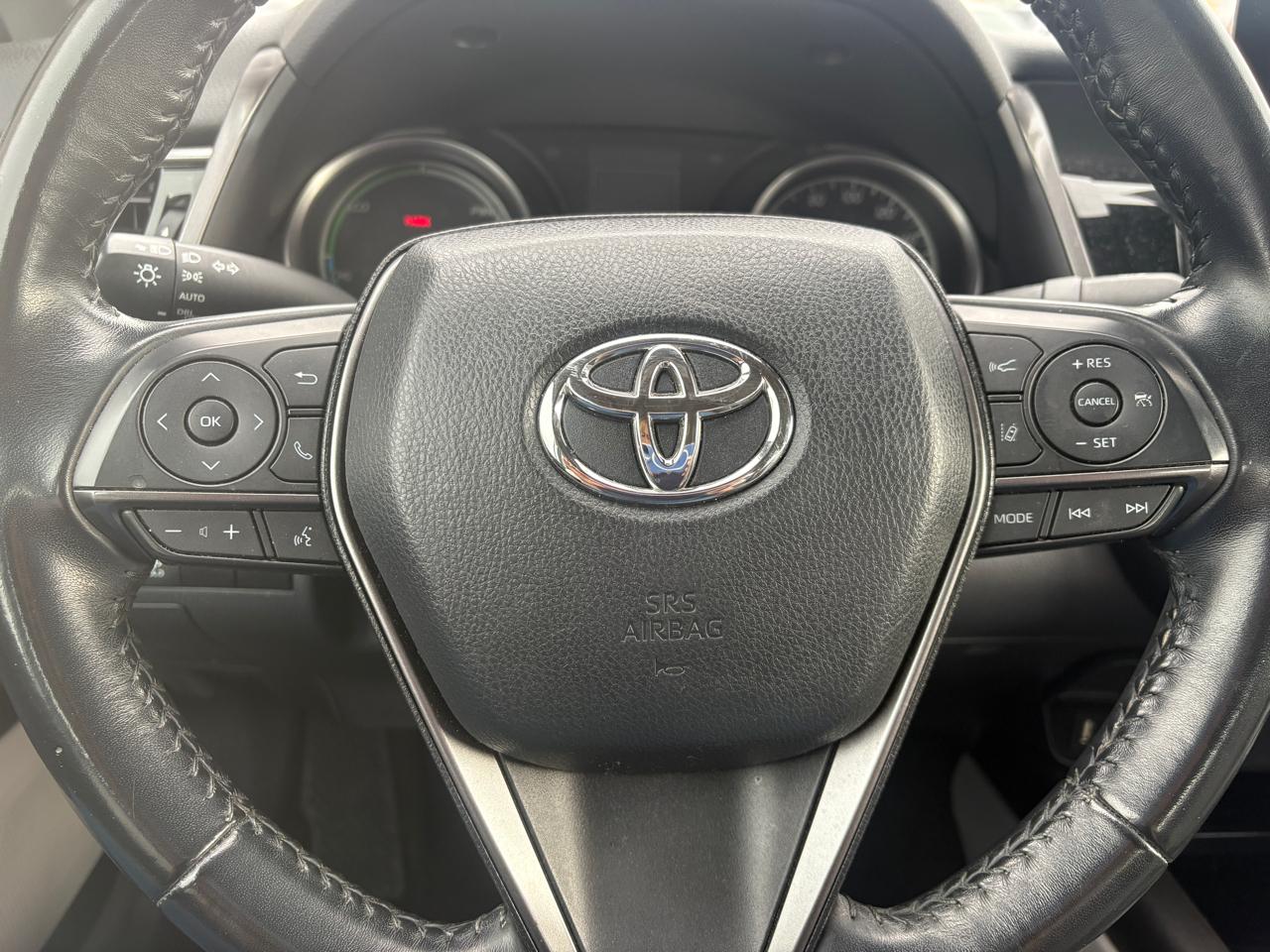 Toyota Camry Hybrid SE 4D Sedan 2021