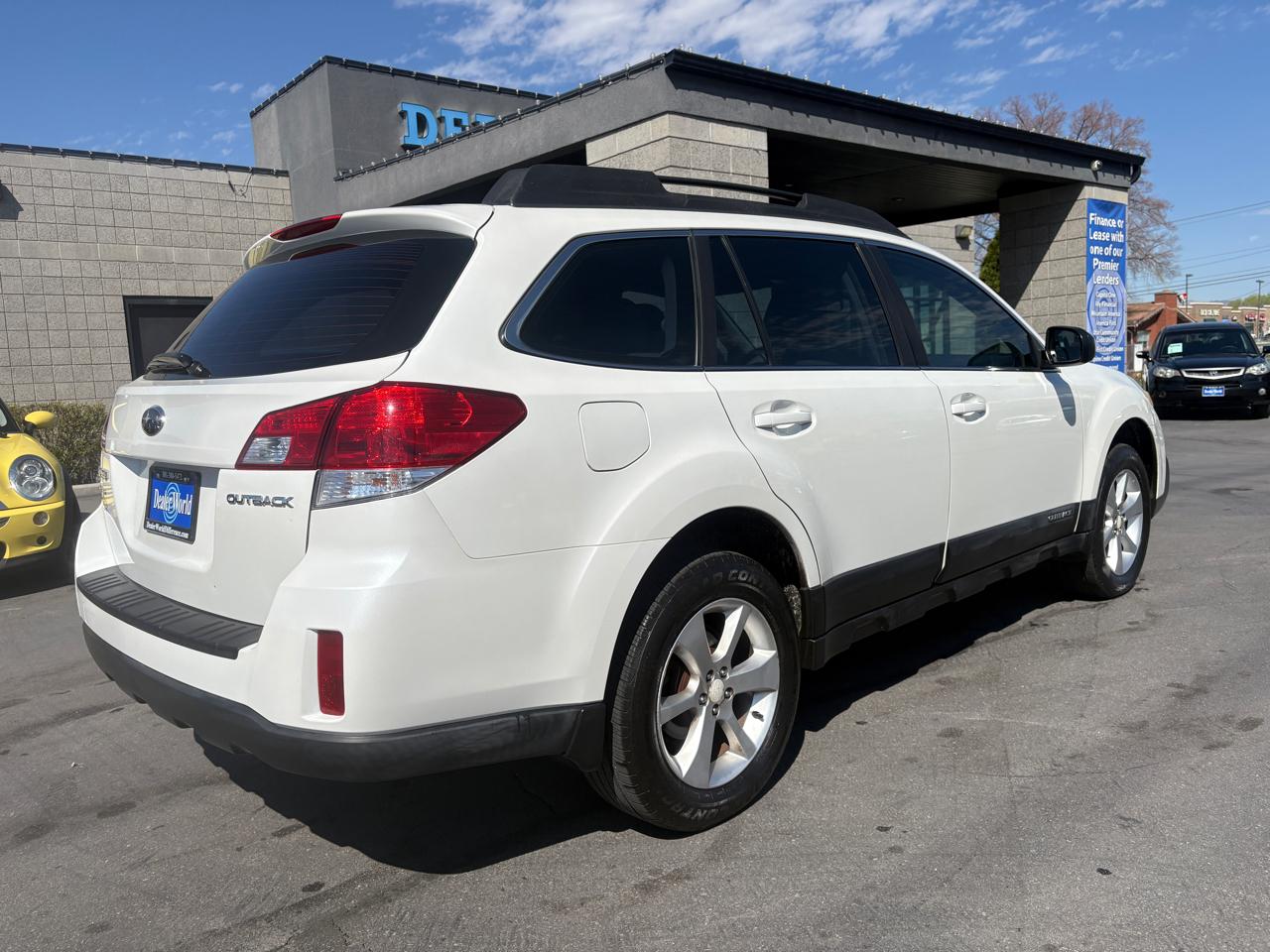 Subaru Outback 4dr Wgn H4 Auto 2.5i 2014