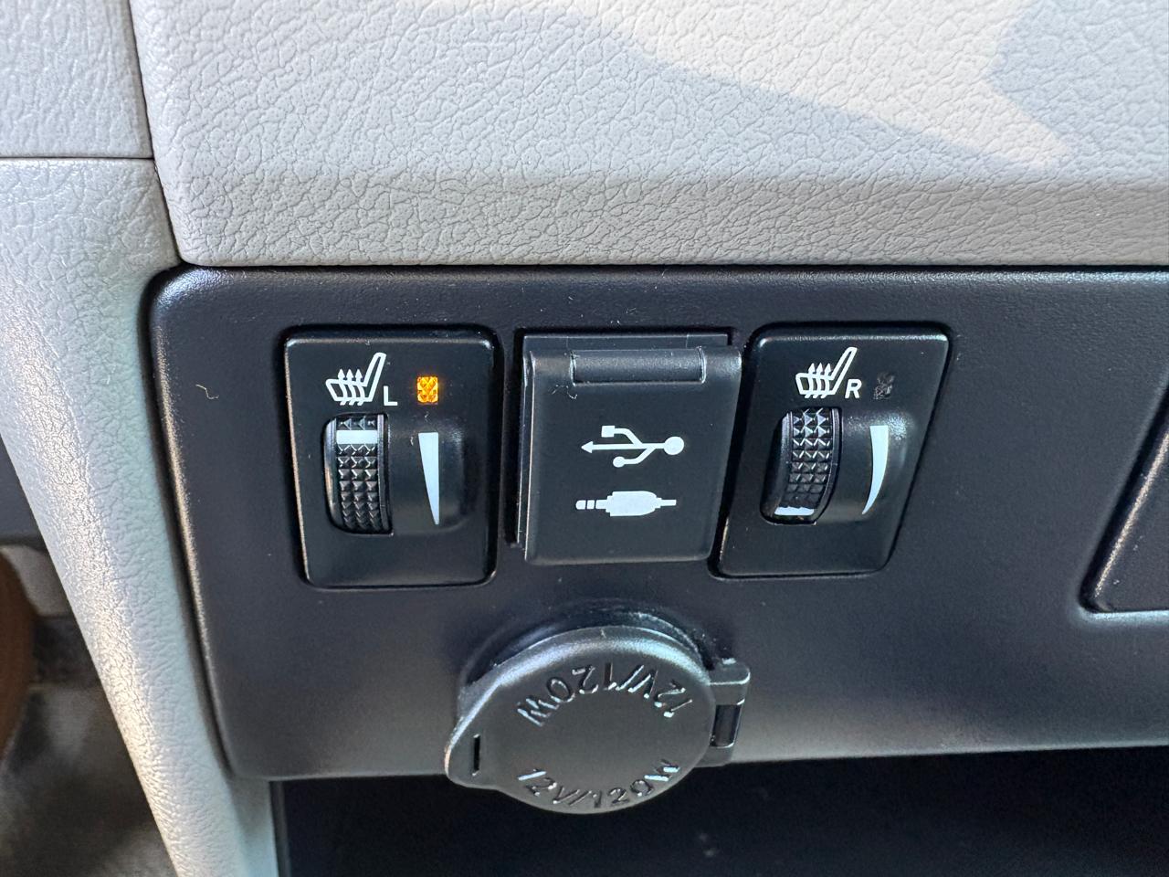 Toyota Sienna XLE Premium FWD 8-Passenger (Natl) 2020