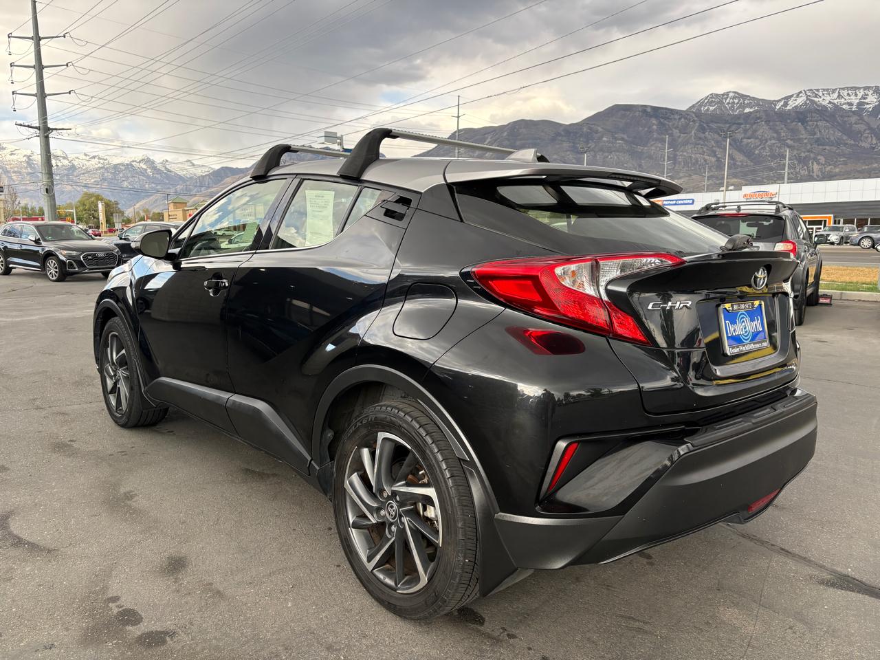 Toyota C-HR Nightshade FWD (Natl) 2021