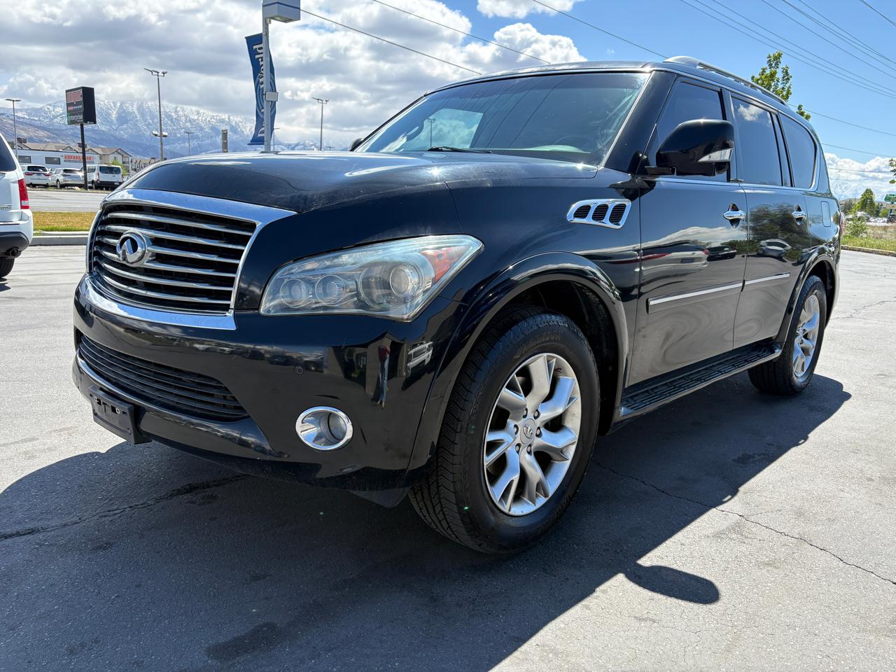 Infiniti QX56  2012