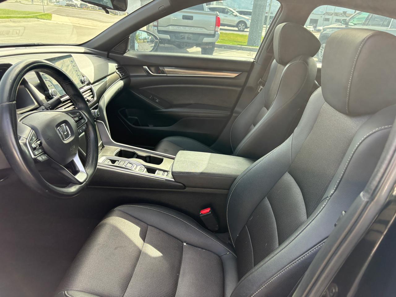 Honda Accord Sedan Sport 2.0T Auto 2019